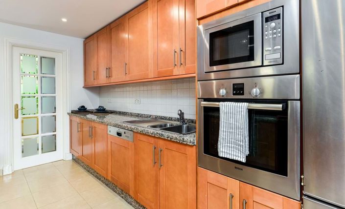 Image No.11-3 Bed Apartment for sale