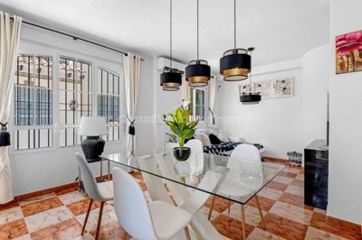 1447-449046-78d1f4f8b6655591b02d22fabb36a692d