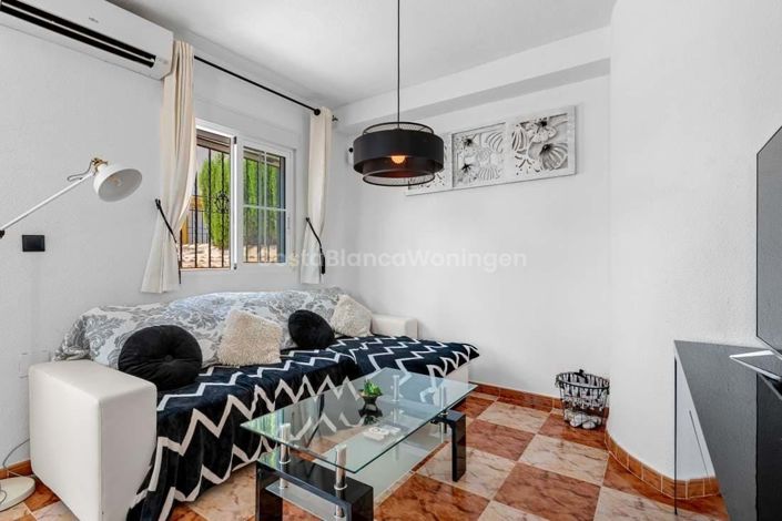 Image No.6-2 Bed Townhouse for sale