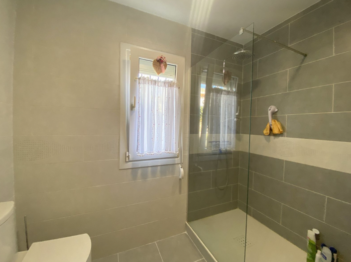 Image No.17-3 Bed Villa for sale