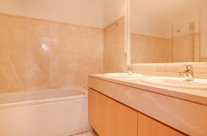 Image No.15-2 Bed Apartment for sale