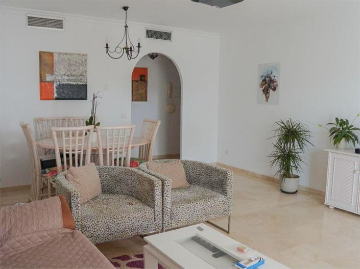 Image No.9-Appartement de 2 chambres à vendre à Estepona