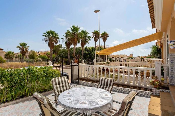 Image No.3-3 Bed Townhouse for sale