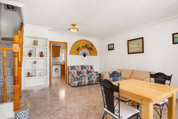 Image No.6-3 Bed Townhouse for sale