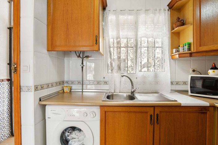 Image No.8-3 Bed Townhouse for sale