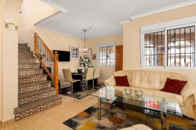 1447-458771-78d1f4f8b6655591b02d22fabb36a692d