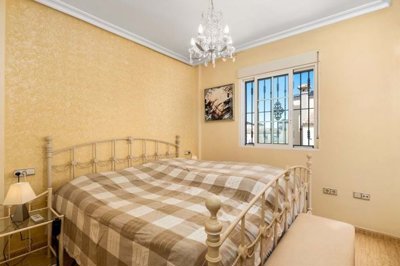 1447-458771-78d1f4f8b6655591b02d22fabb36a692d