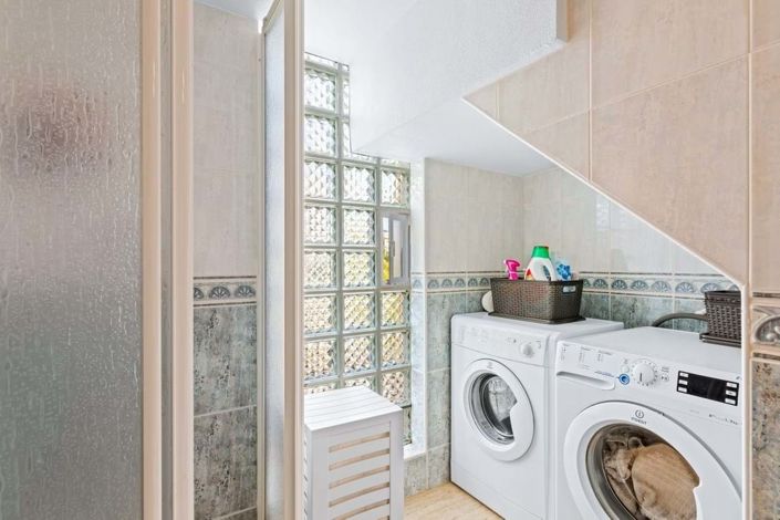 Image No.24-3 Bed Townhouse for sale