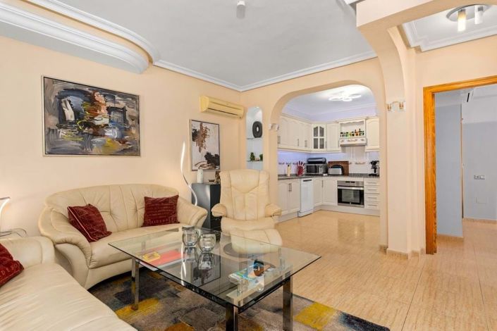 Image No.7-3 Bed Townhouse for sale