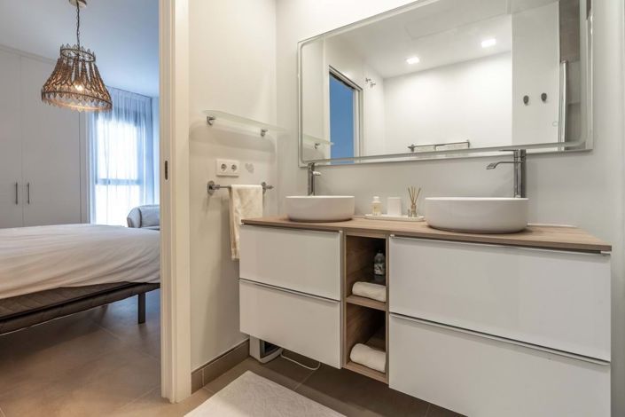 Image No.15-2 Bed Apartment for sale