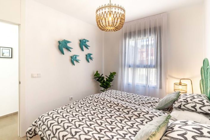 Image No.17-2 Bed Apartment for sale