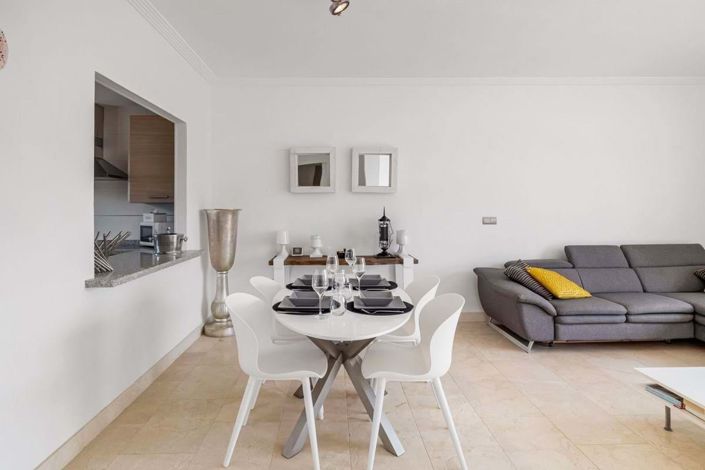 Image No.5-Appartement de 2 chambres à vendre à Estepona