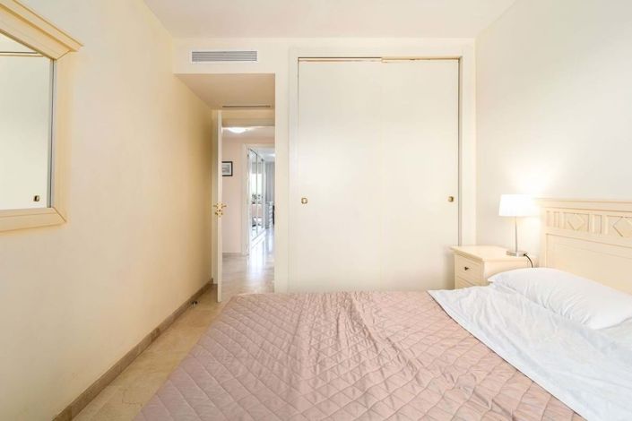 Image No.13-3 Bed Apartment for sale