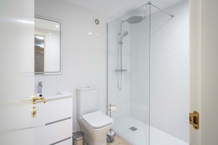 Image No.18-3 Bed Apartment for sale