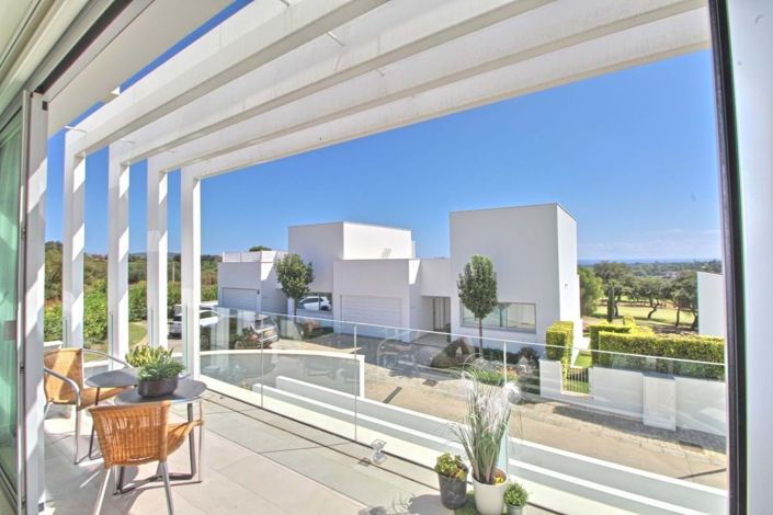 Image No.12-3 Bed Townhouse for sale