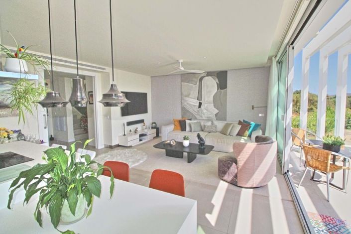 Image No.13-3 Bed Townhouse for sale