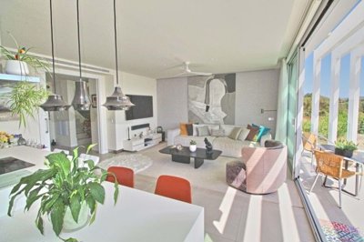 1447-472240-78d1f4f8b6655591b02d22fabb36a692d