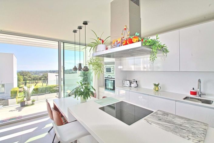 Image No.17-3 Bed Townhouse for sale