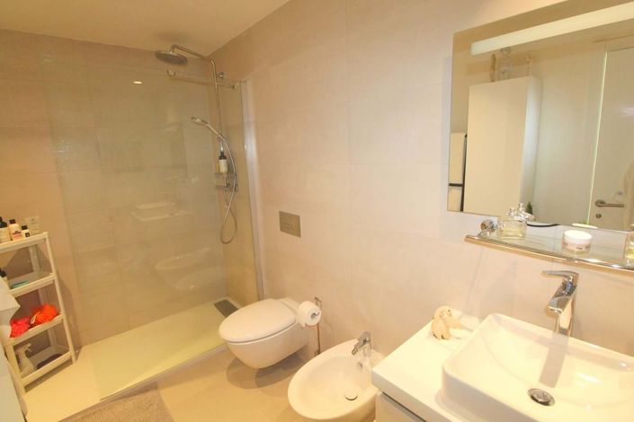 Image No.23-3 Bed Townhouse for sale