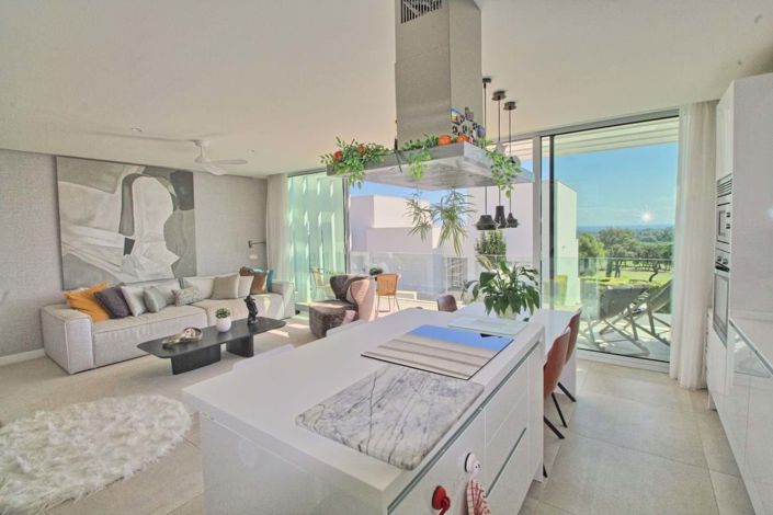 Image No.9-3 Bed Townhouse for sale