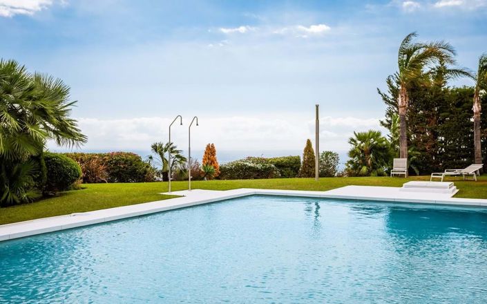 Image No.1-3 Bed Villa for sale