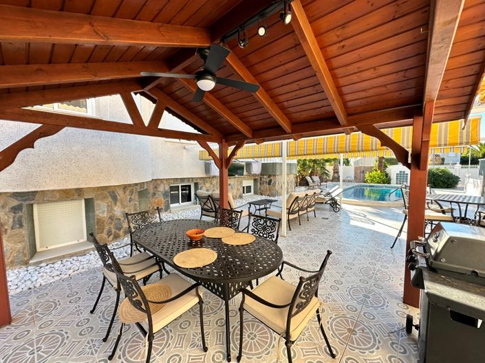 Image No.24-6 Bed Villa for sale