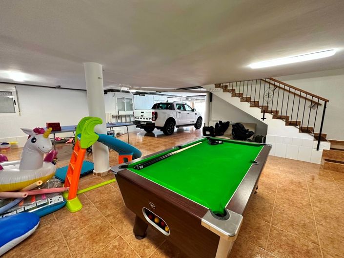 Image No.27-6 Bed Villa for sale