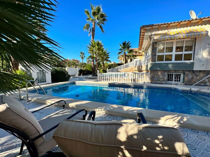 Image No.34-6 Bed Villa for sale