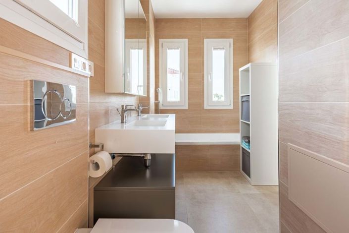 Image No.14-3 Bed Townhouse for sale