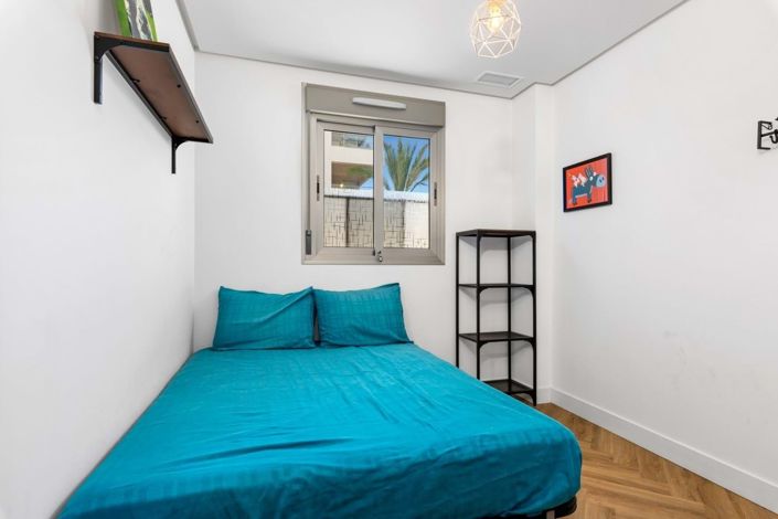 Image No.18-3 Bed Apartment for sale