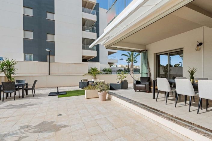 Image No.6-3 Bed Apartment for sale