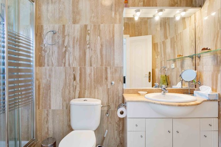 Image No.15-3 Bed Villa for sale