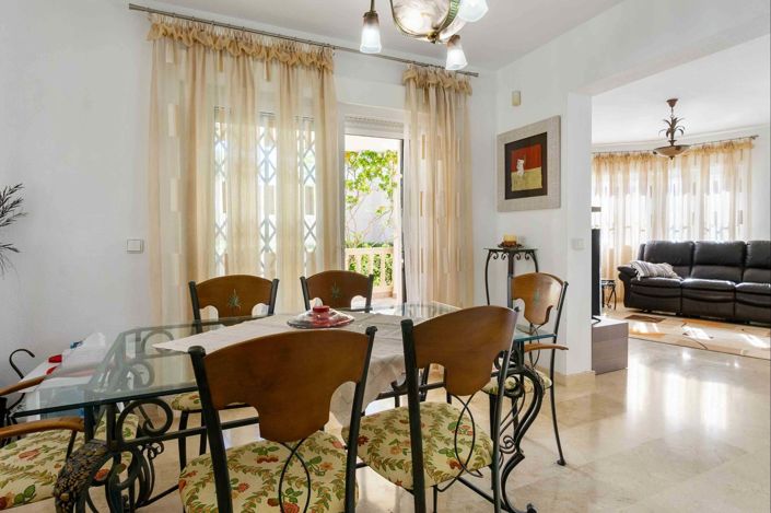 Image No.5-3 Bed Villa for sale