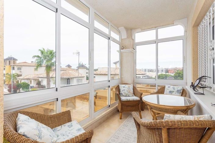 Image No.10-3 Bed Villa for sale