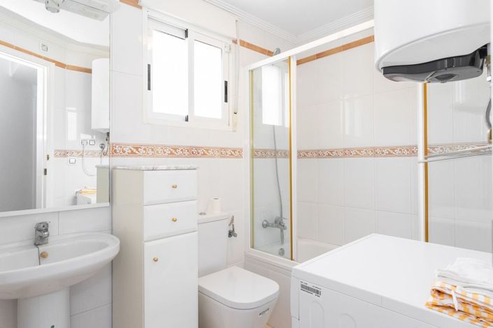 Image No.11-3 Bed Villa for sale