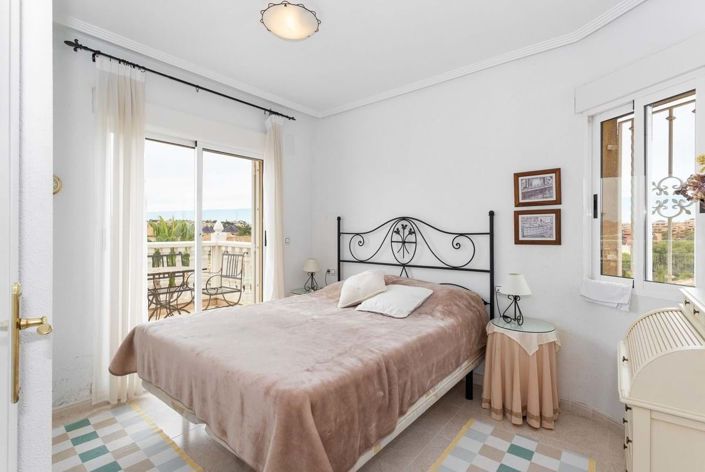 Image No.13-3 Bed Villa for sale