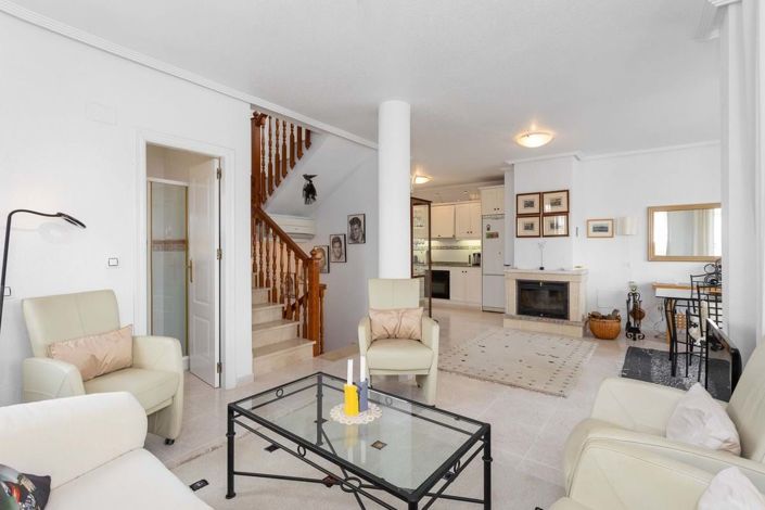 Image No.18-3 Bed Villa for sale