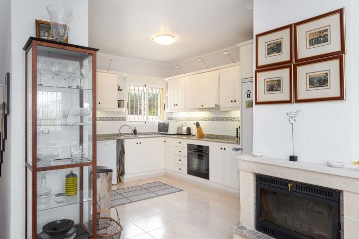 Image No.21-3 Bed Villa for sale