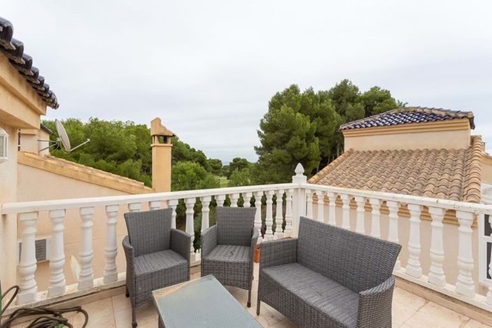 Image No.27-3 Bed Villa for sale