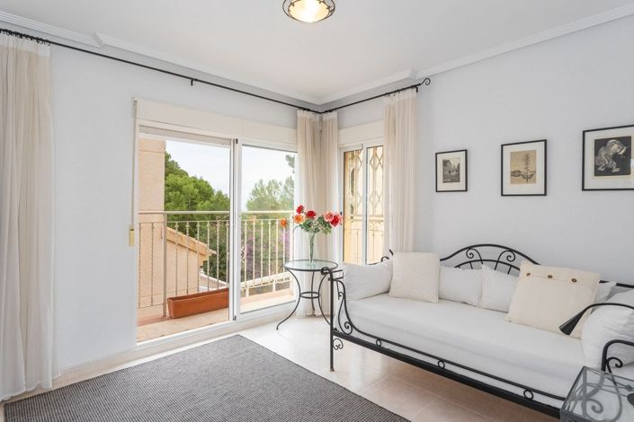 Image No.8-3 Bed Villa for sale