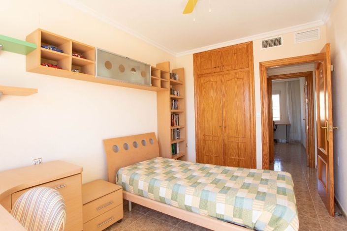 Image No.15-5 Bed Villa for sale