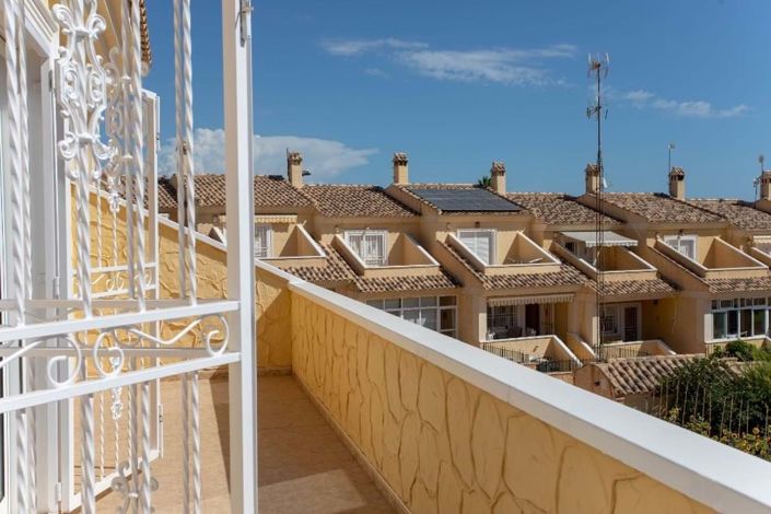 Image No.26-5 Bed Villa for sale