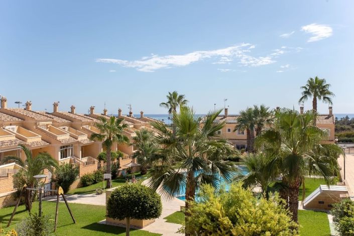 Image No.38-5 Bed Villa for sale