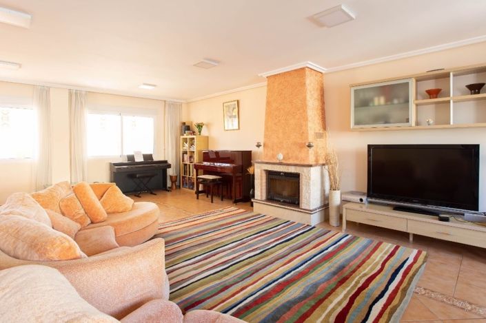 Image No.5-5 Bed Villa for sale