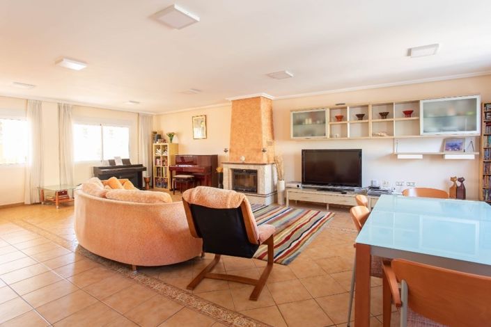 Image No.7-5 Bed Villa for sale