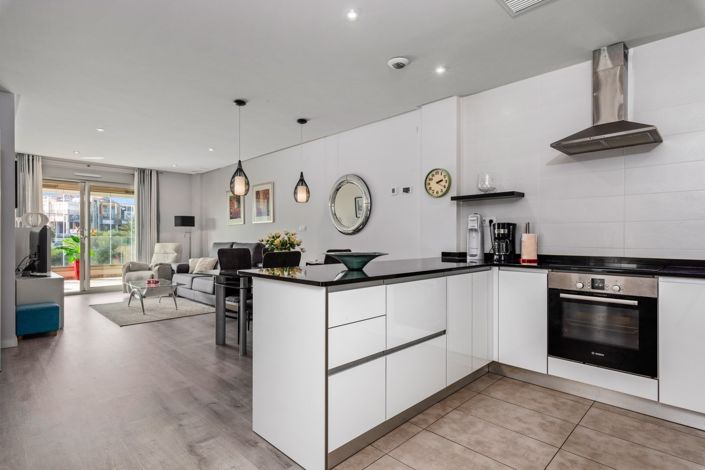 Image No.10-2 Bed Apartment for sale