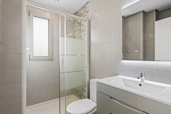 Image No.13-2 Bed Apartment for sale