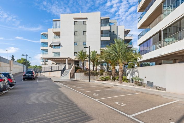 Image No.24-2 Bed Apartment for sale