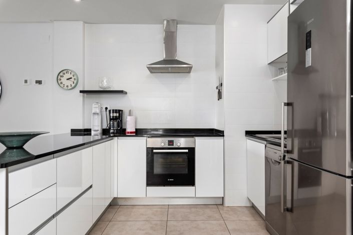 Image No.9-2 Bed Apartment for sale