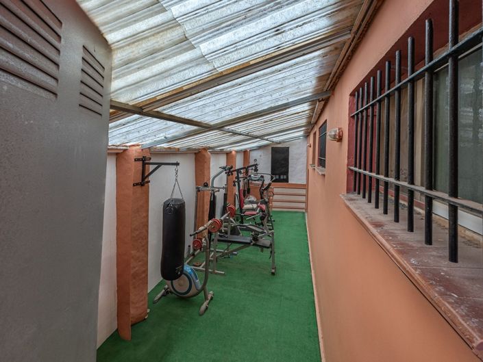 Image No.22-8 Bed Villa for sale